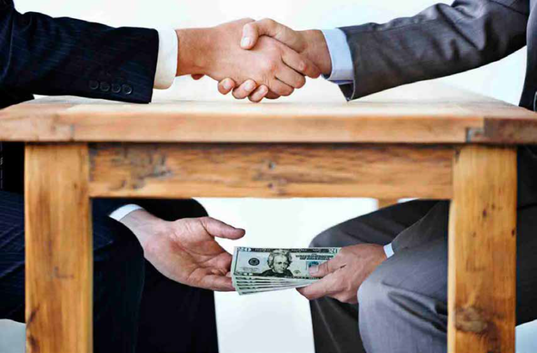 ARTÍCULO: Entre más medidas, más corrupción.