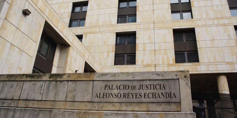 La doble instancia y la retroactividad en los procesos penales contra aforados
